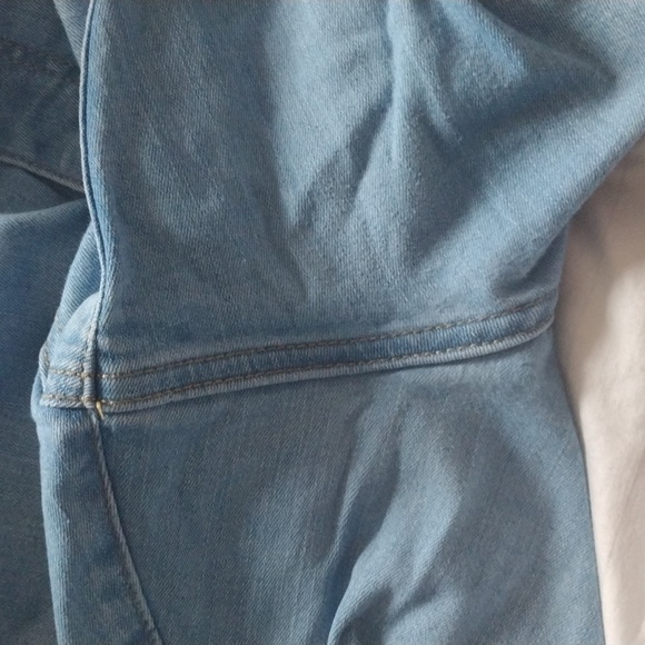 Universal Thread Jeans - Picture 4 of 10